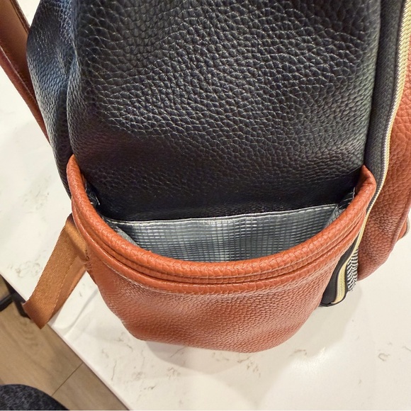 Itzy Ritzy Boss Diaper Bag “Coffee and Cream”. Black cream tan brown Vegan - Picture 8 of 11